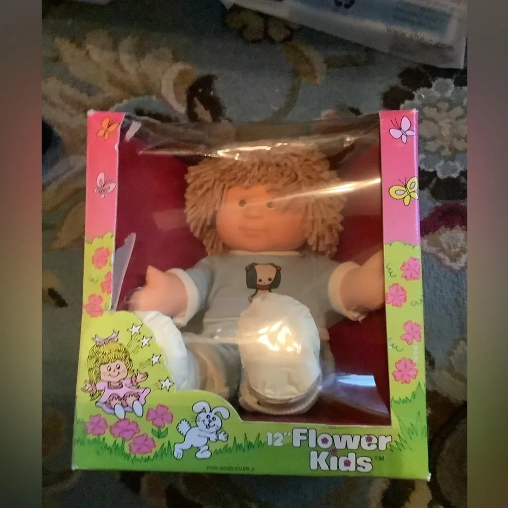 1983~12” FLOWER KIDS~ORIGINAL BOX~NEVER REMOVED FROM BOX~